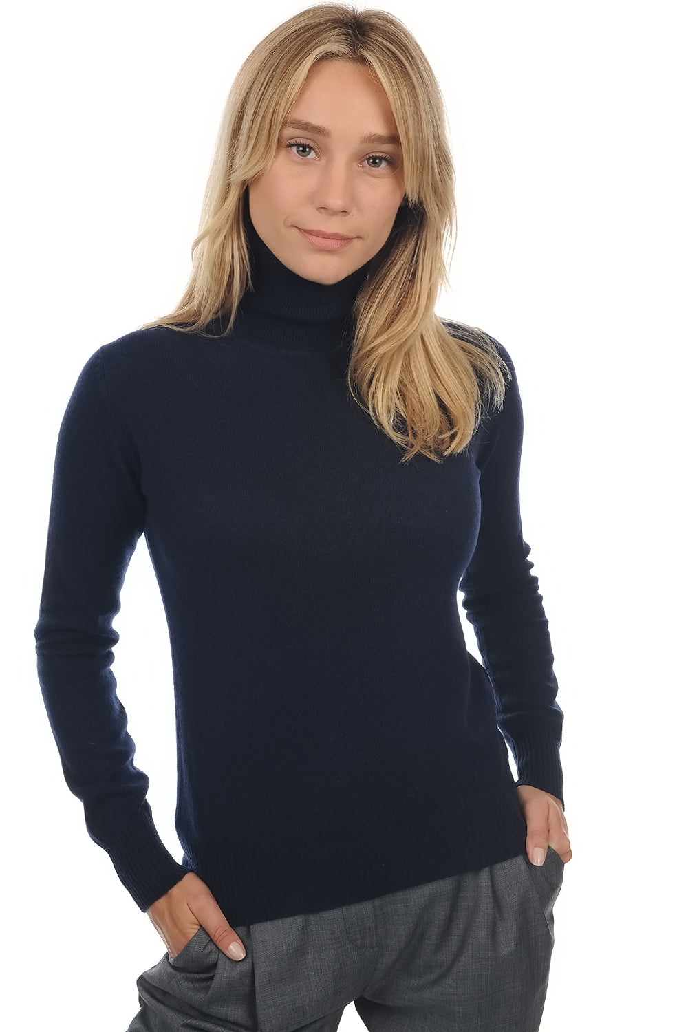 Lili in kasjmier dames - donkermarine - Mahogany