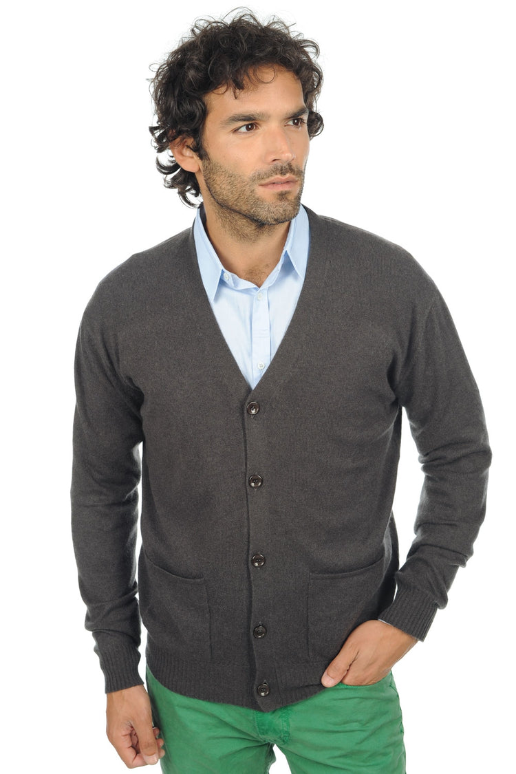 Cardigan in kasjmier, 100% kasjmier, heren, V-hals, knoopsluiting, rechte snit, lange mouwen, normaal / 2 en 4 draden, normaal breisel, Mahogany