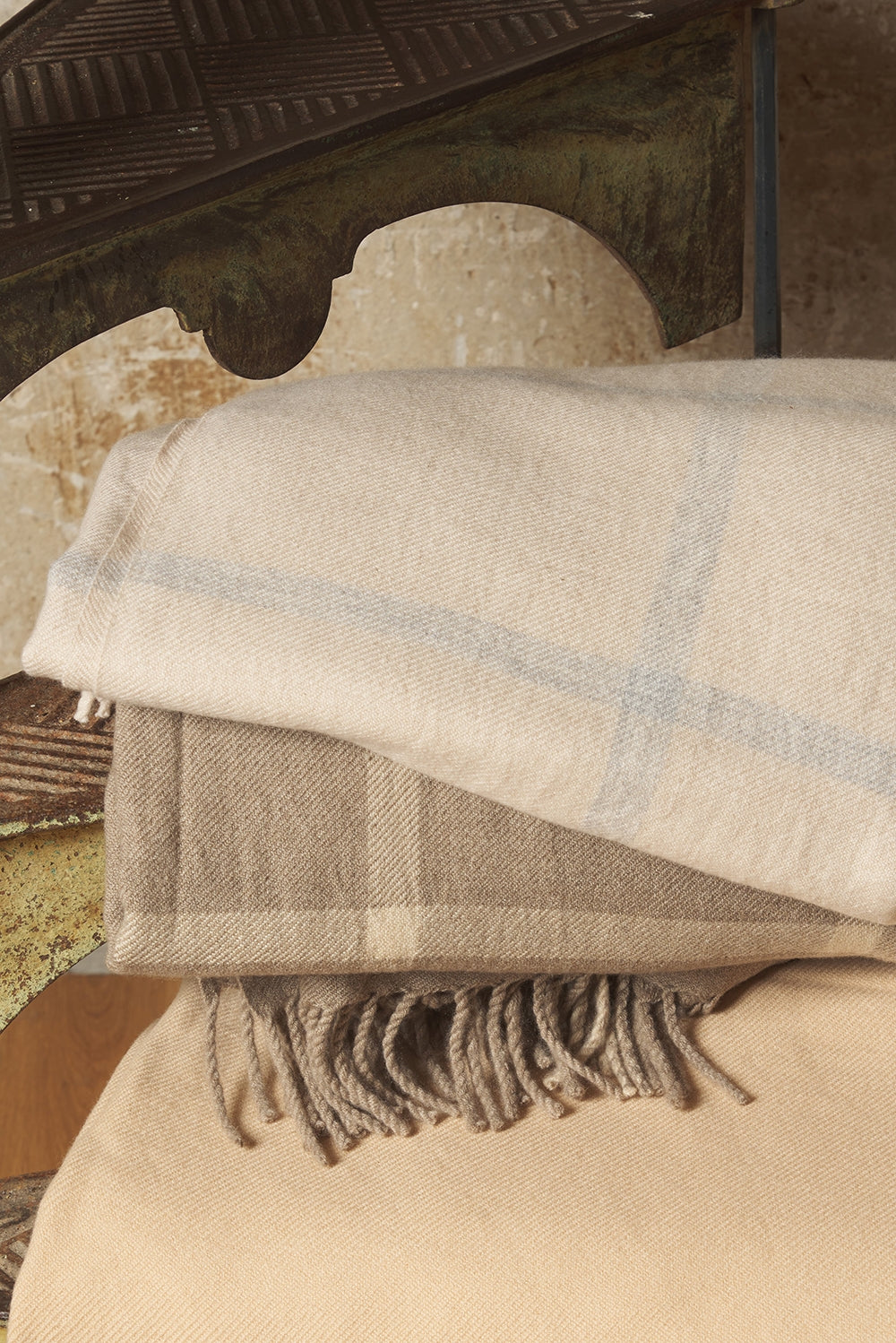 Plaid in kasjmier, 100% kasjmier, unisex, ruitpatroon, normaal / 2 en 4 draden, dik geweven, Mahogany