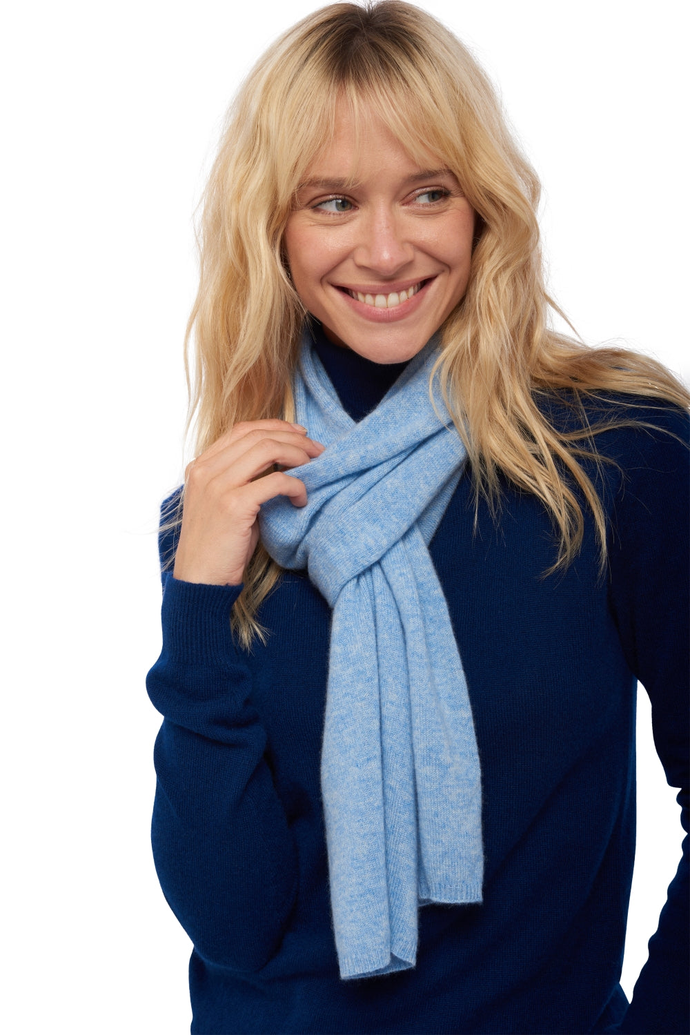 Ozone in gemengd kasjmier - powder blue - Mahogany
