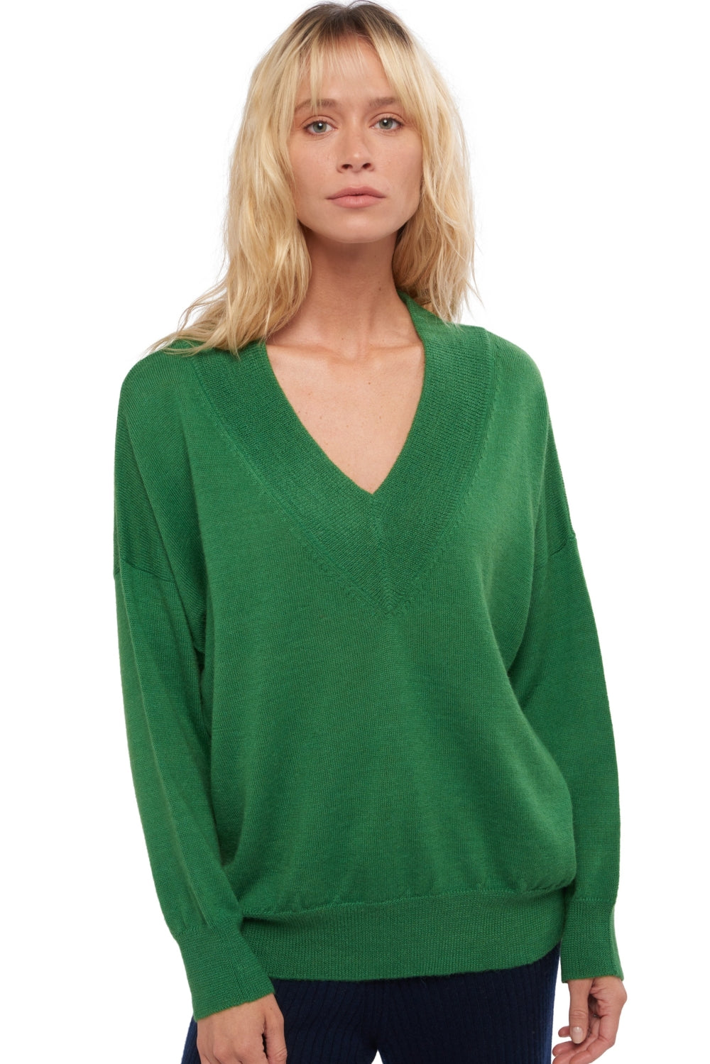 Versailles in baby alpaca dames - green leaf - Mahogany