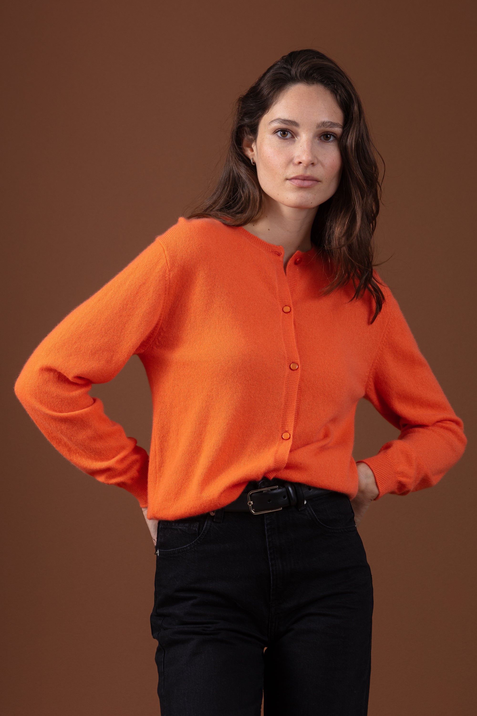 Tyra in kasjmier dames - nectarine - Mahogany