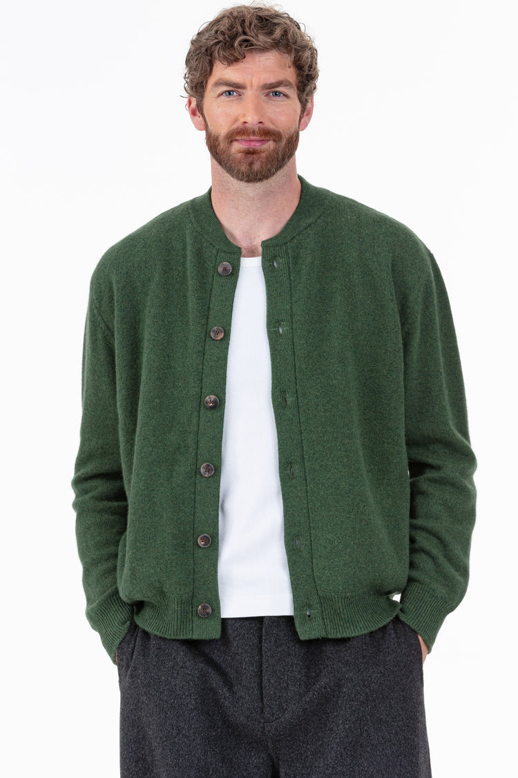 Cardigan in kasjmier, 100% kasjmier, heren, ronde hals, knoopsluiting, rechte snit, lange mouwen, normaal / 2 en 4 draden, normaal breisel, Mahogany