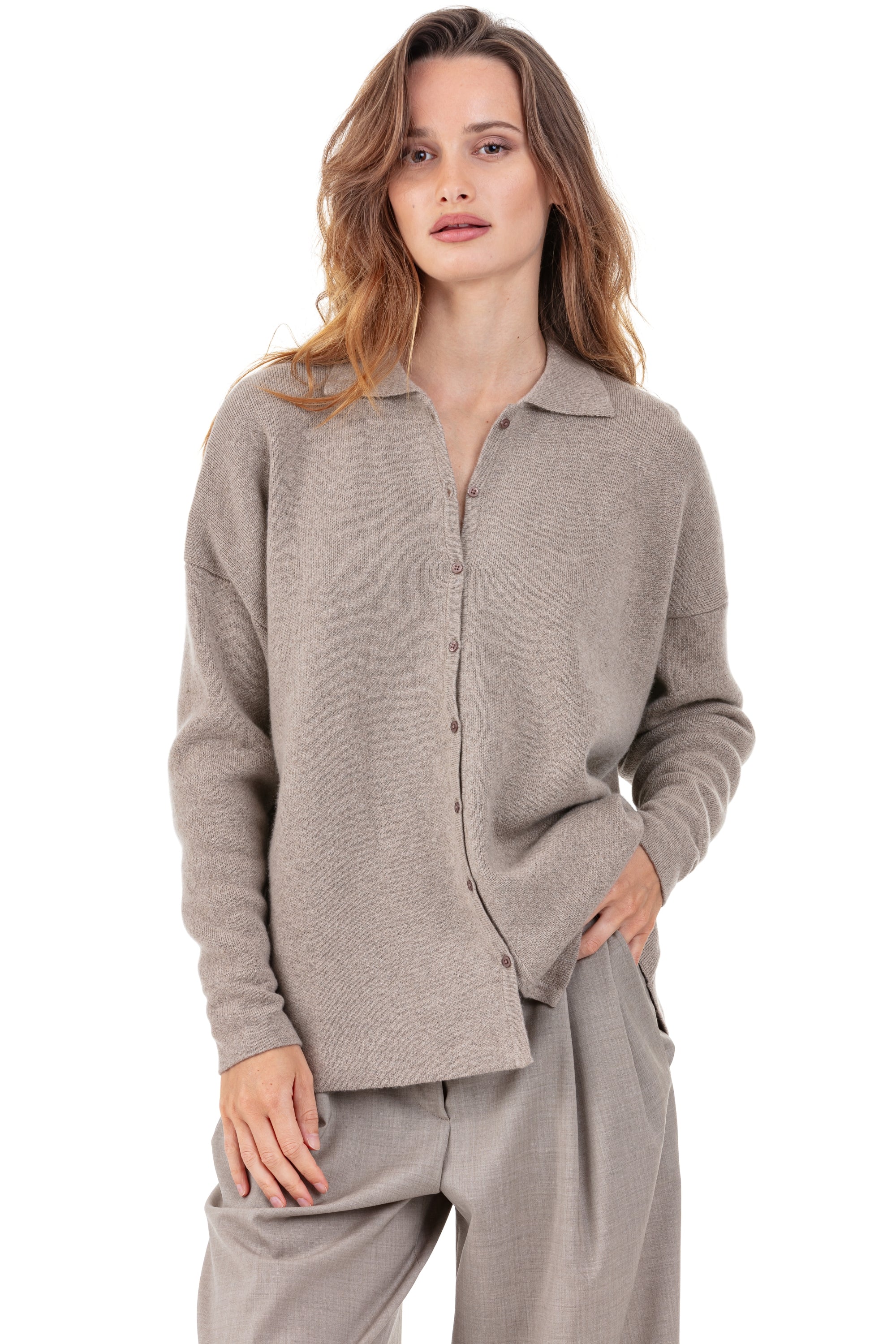 Cardigan in kasjmier, 100% kasjmier, dames, polokraag, knoopsluiting, oversized snit, lange mouwen, normaal / 2 en 4 draden, milano, Mahogany