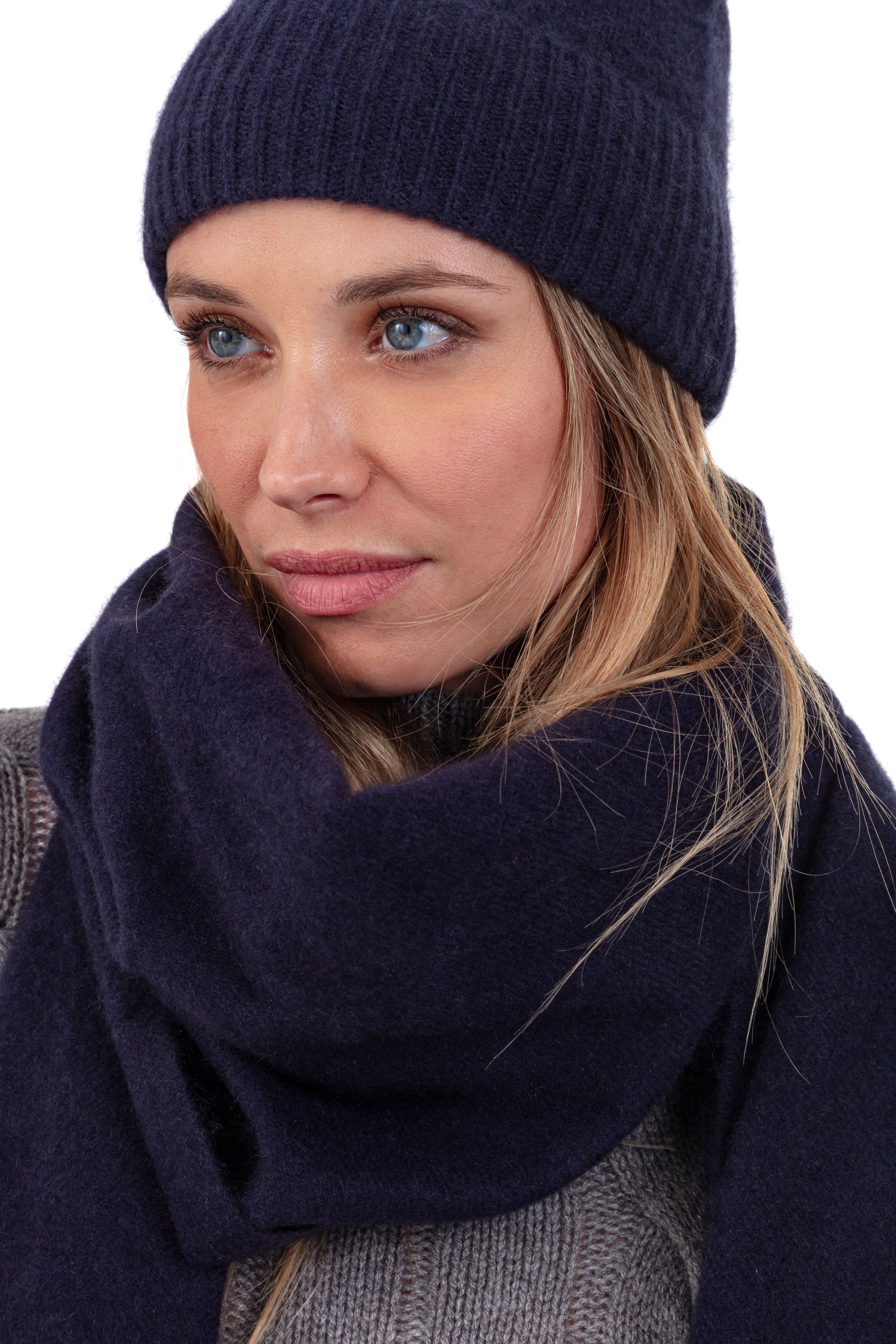 Portovecchio in cocoon gemengd kasjmier - navy - Mahogany