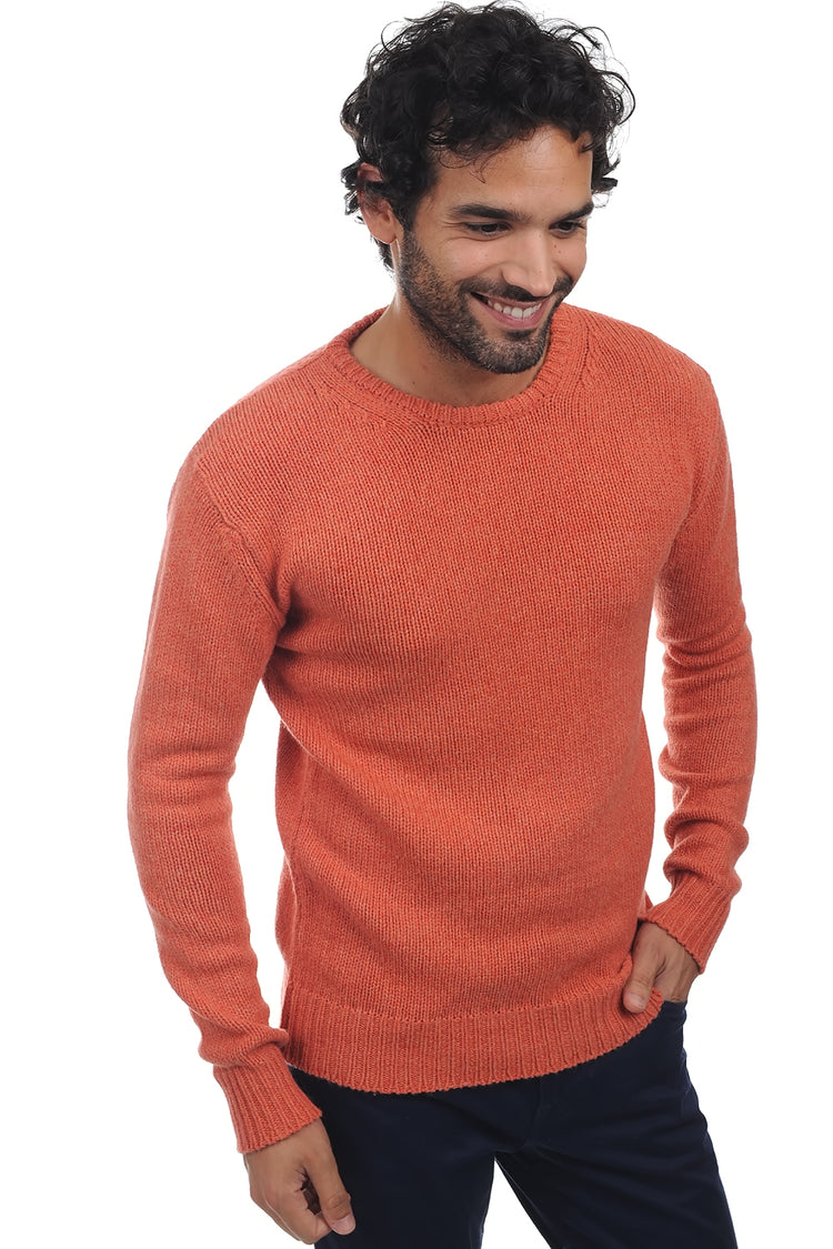 Ivan in yak heren - tender peach - Mahogany