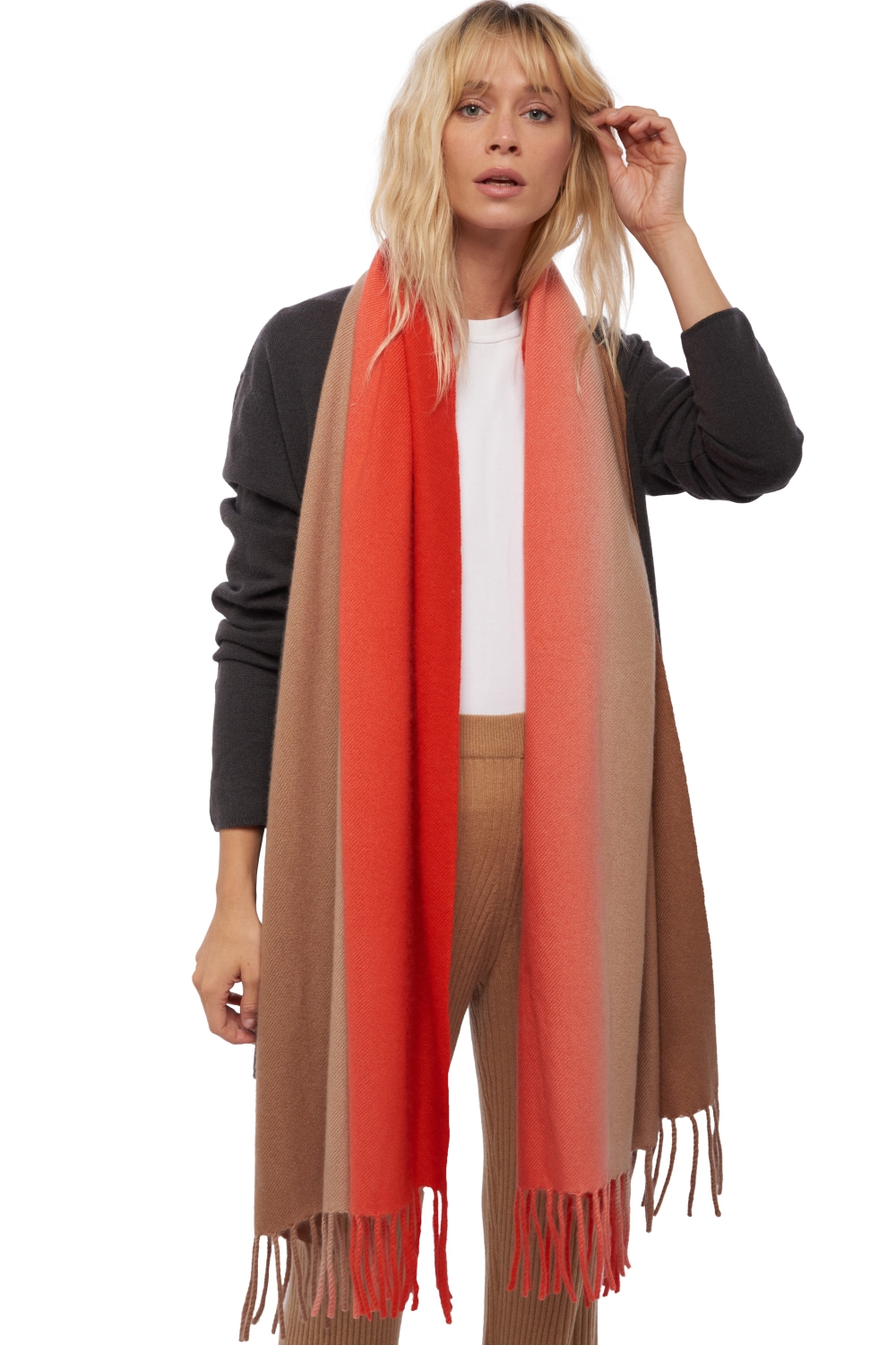 Kasjmier heren kasjmier sjaals vaasa bloody orange camel gemeleerd 200 x 70 cm